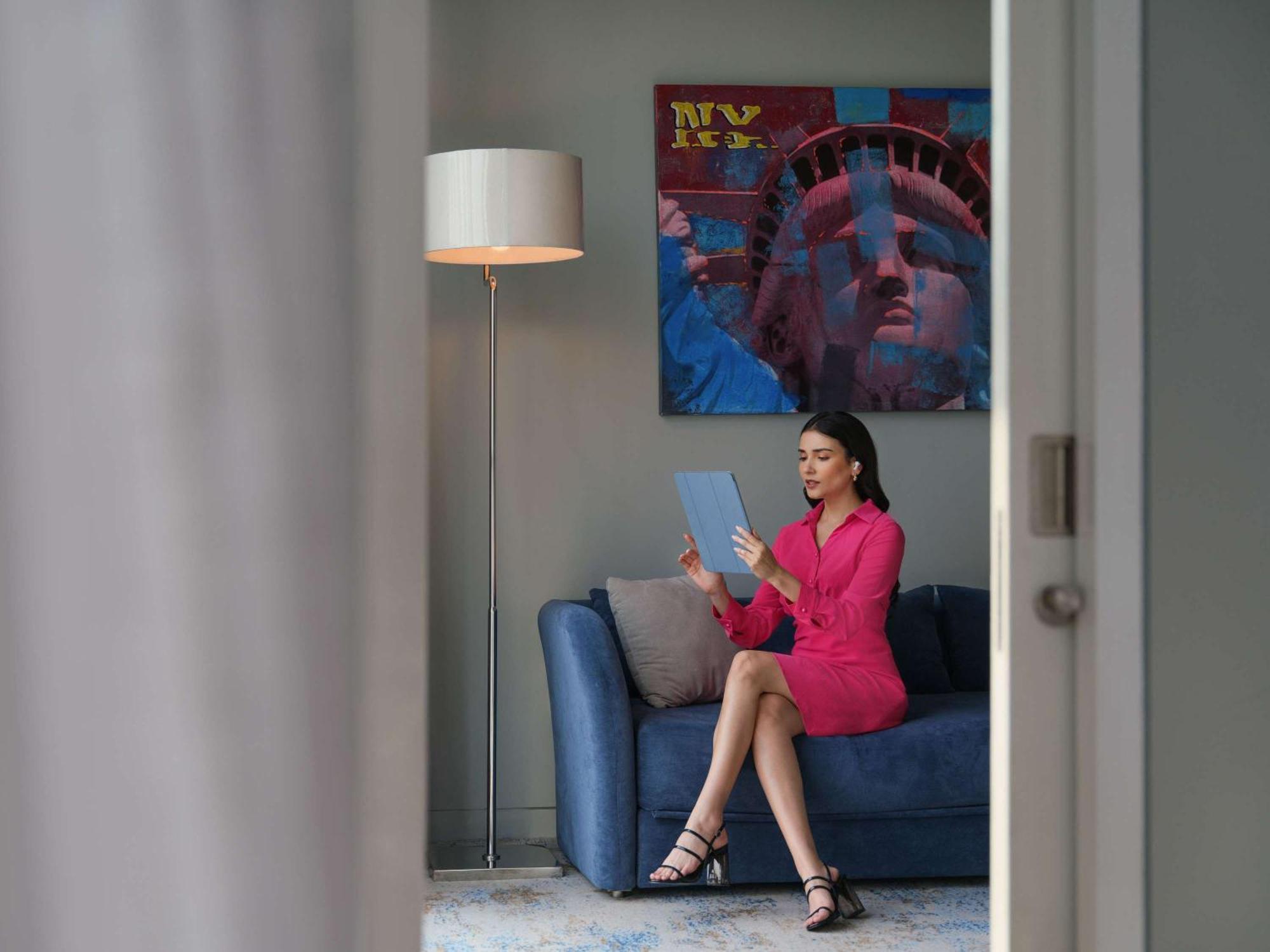 Pullman Jakarta Central Park Εξωτερικό φωτογραφία A guest at the hotel